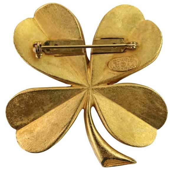 CHANEL Vintage Gold Logo Brooch - Picture 7 of 14